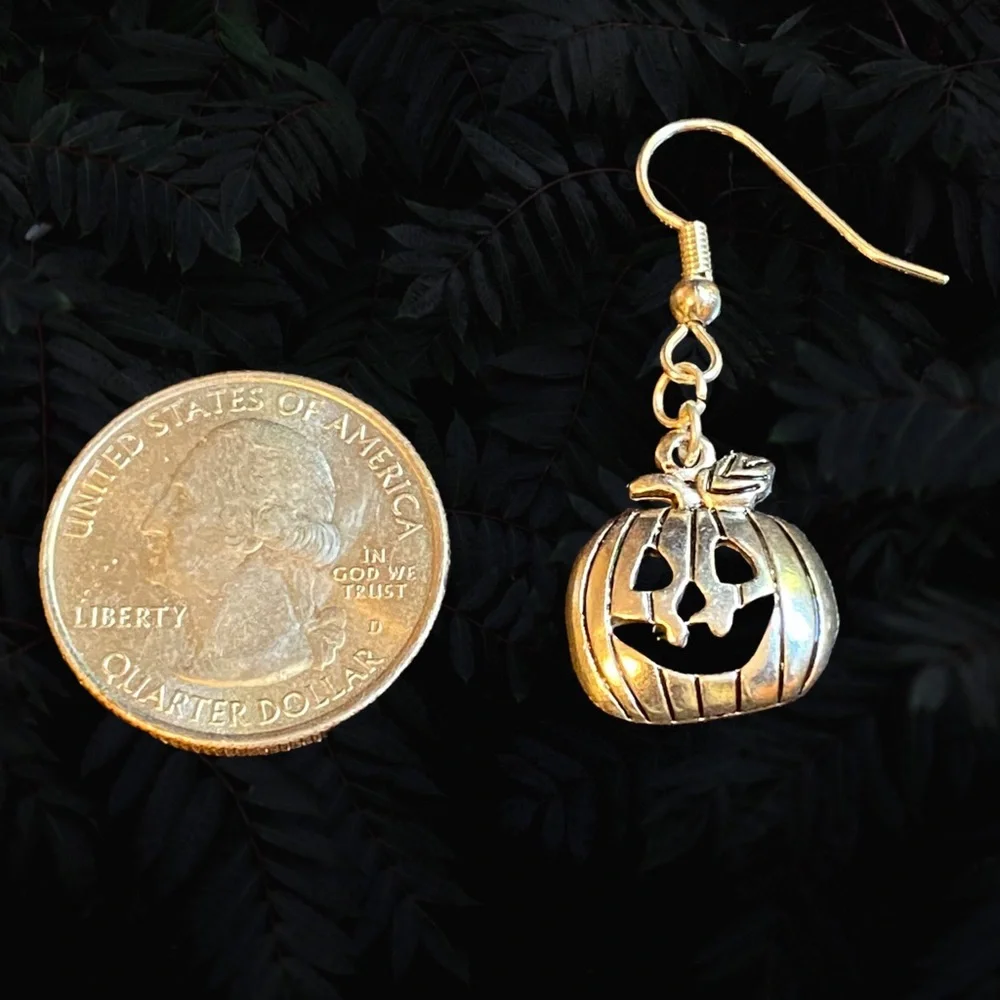 Hand Crafted Earrings Halloween Pumpkin Charm Silver Metal Dangle Pierced